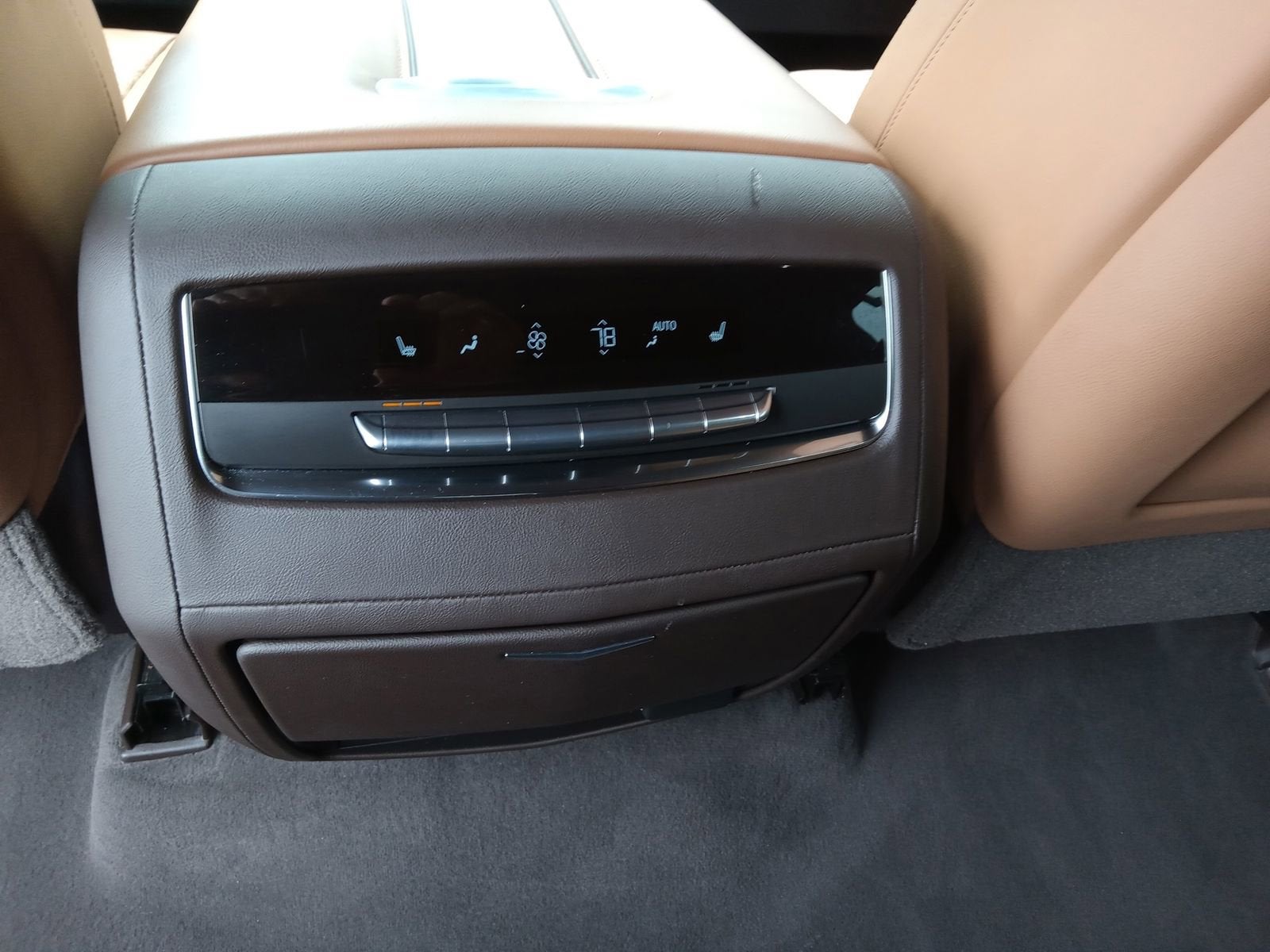 2021 Cadillac Escalade ESV Premium Luxury