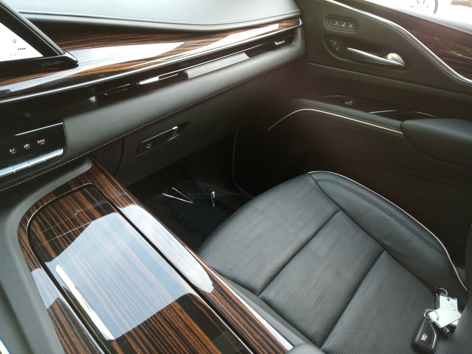 2023 Cadillac Escalade ESV Premium Luxury