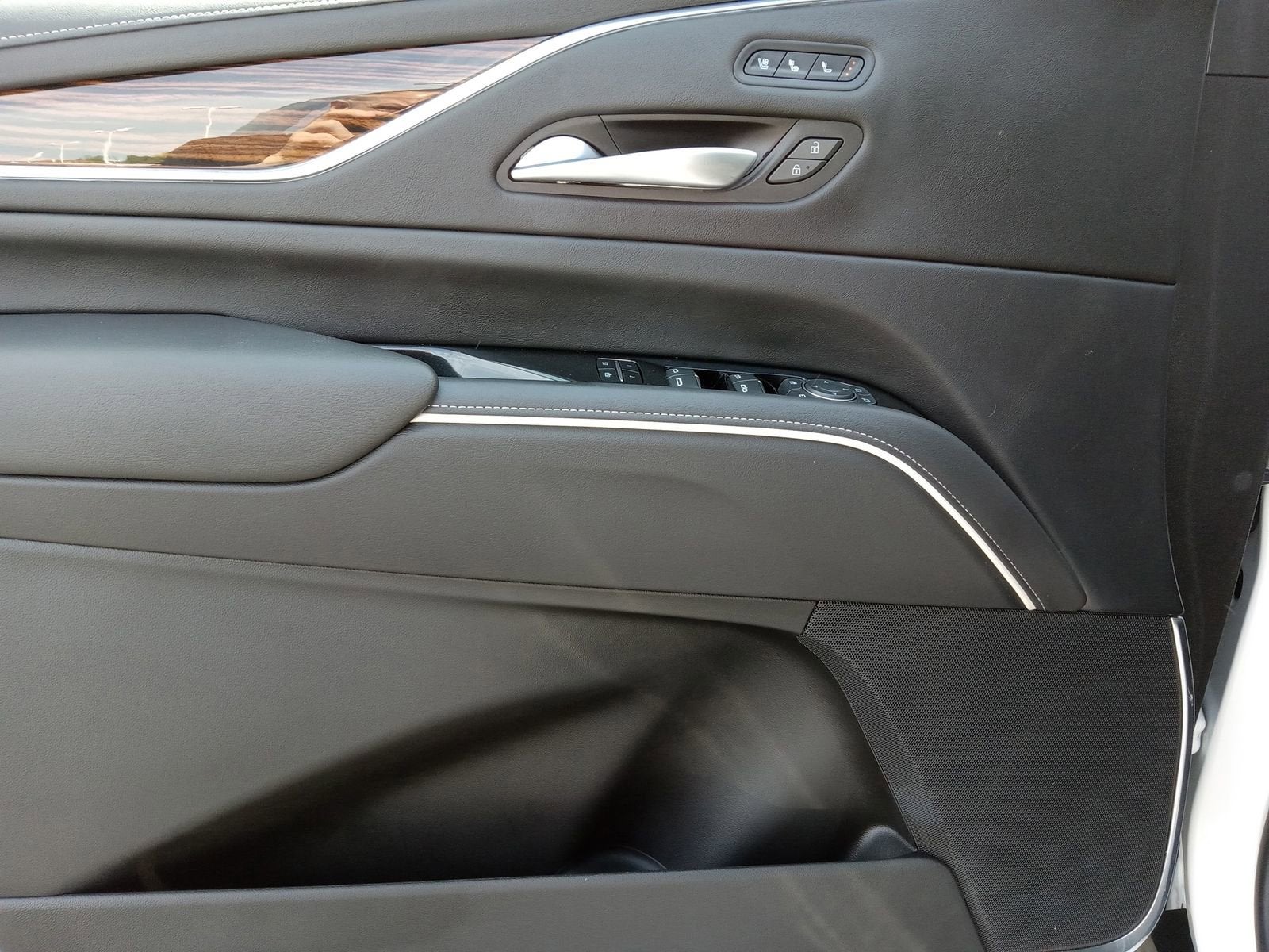 2023 Cadillac Escalade ESV Premium Luxury