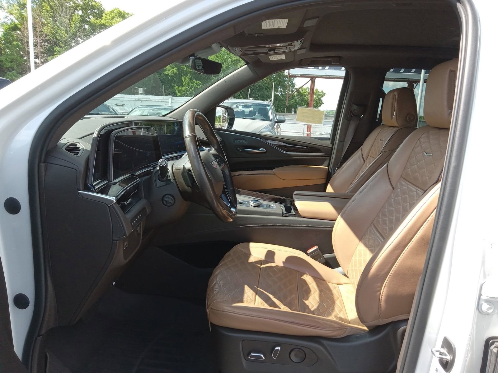 2023 Cadillac Escalade ESV Premium Luxury