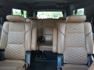 2023 Cadillac Escalade ESV Premium Luxury