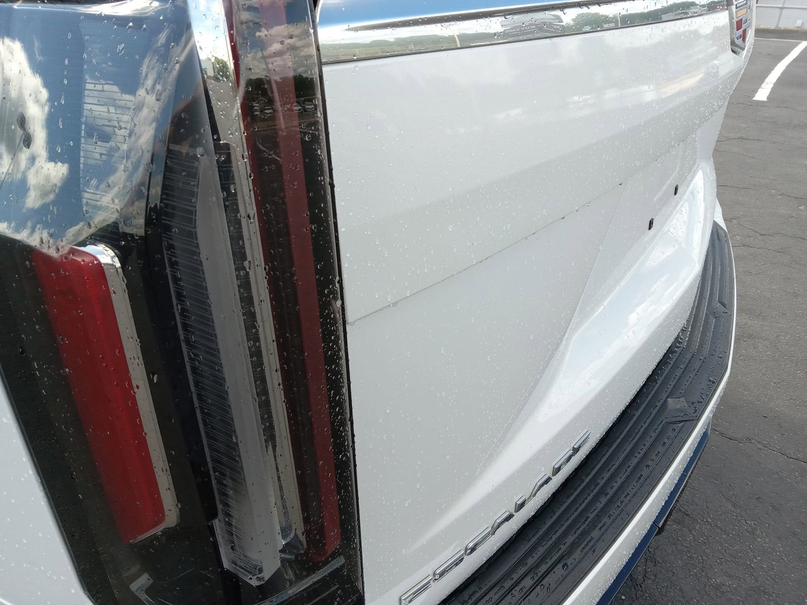 2023 Cadillac Escalade ESV Premium Luxury