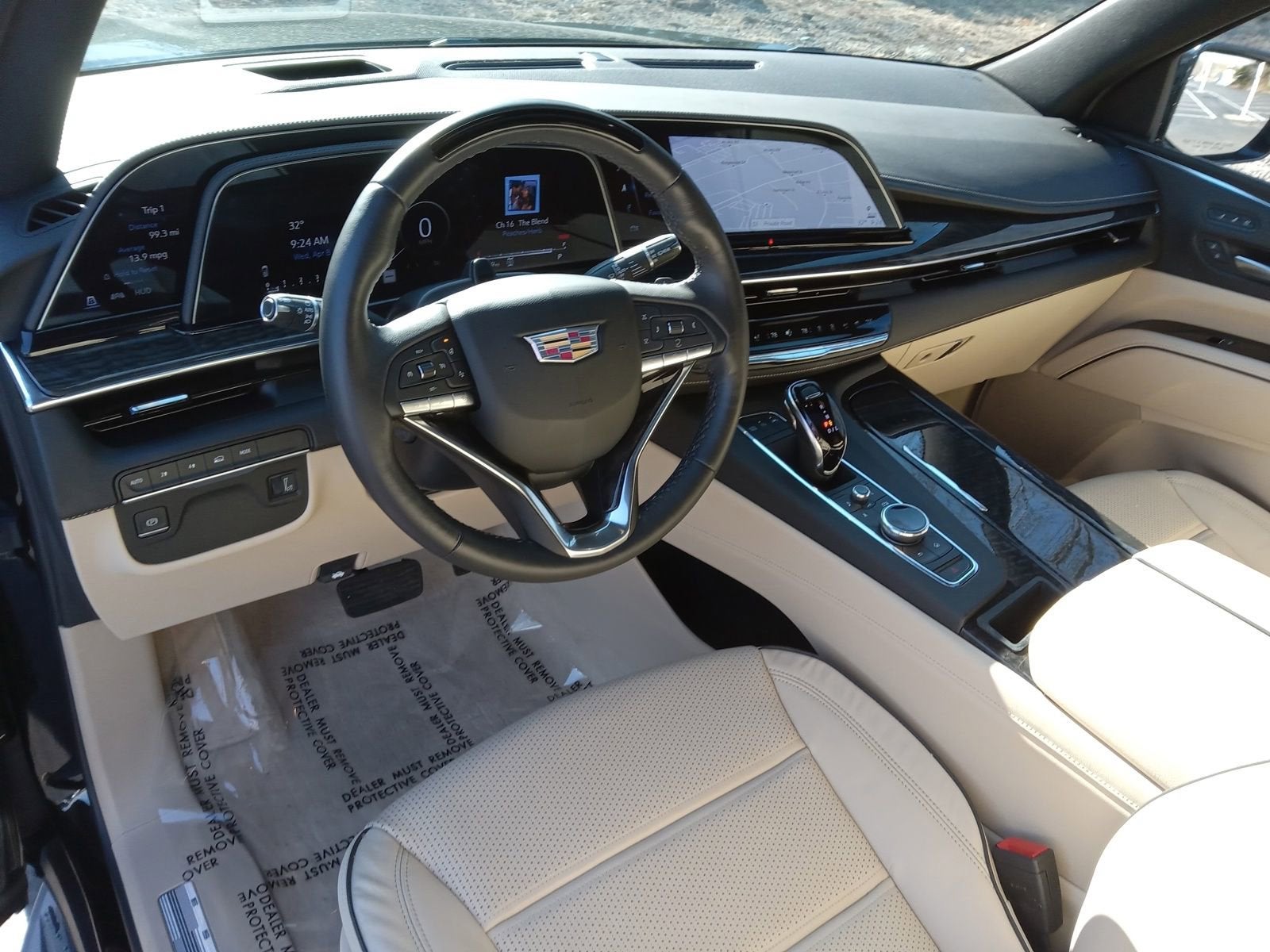2024 Cadillac Escalade ESV Premium Luxury