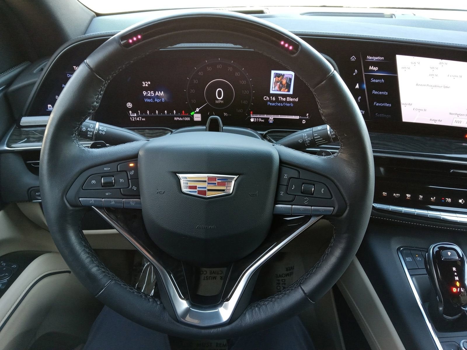2024 Cadillac Escalade ESV Premium Luxury