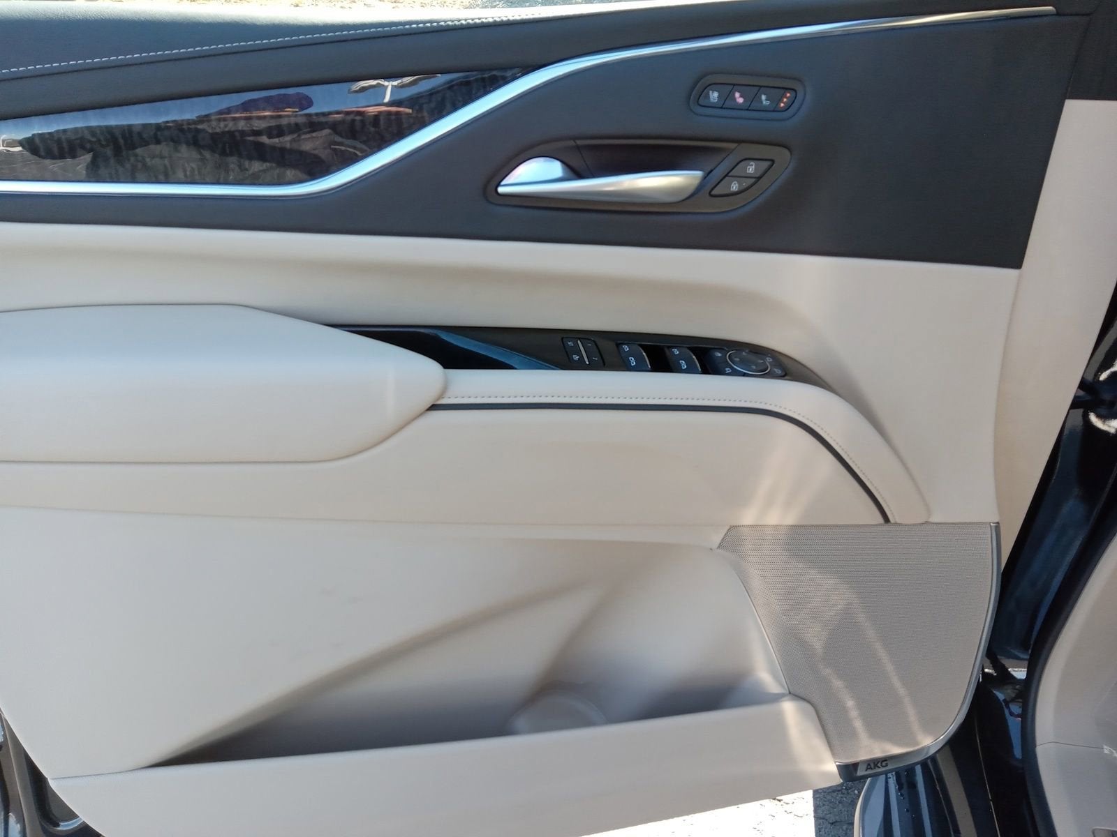 2024 Cadillac Escalade ESV Premium Luxury