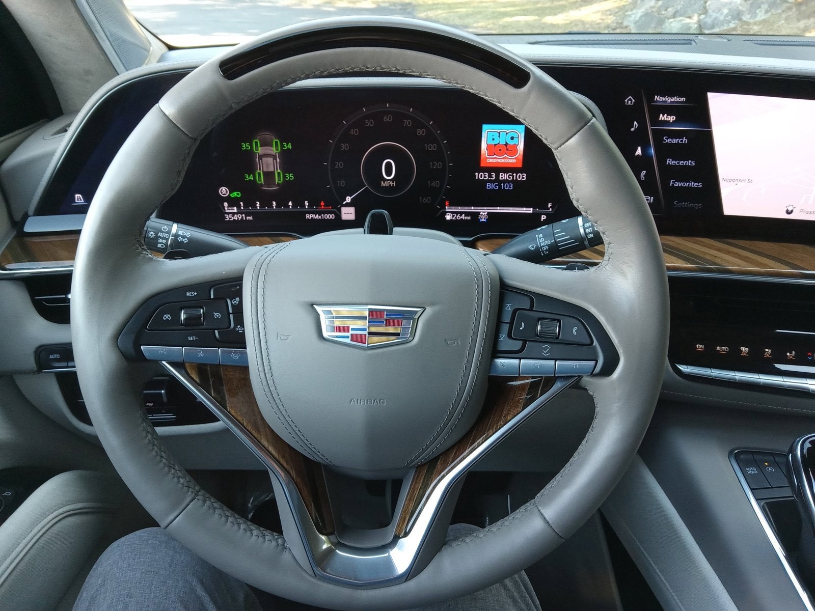 2024 Cadillac Escalade ESV Sport Platinum