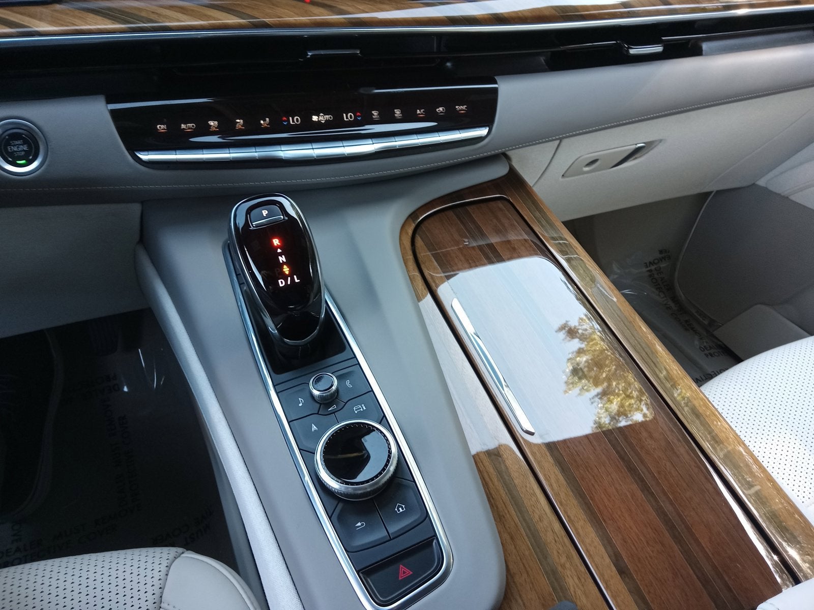 2024 Cadillac Escalade ESV Sport Platinum