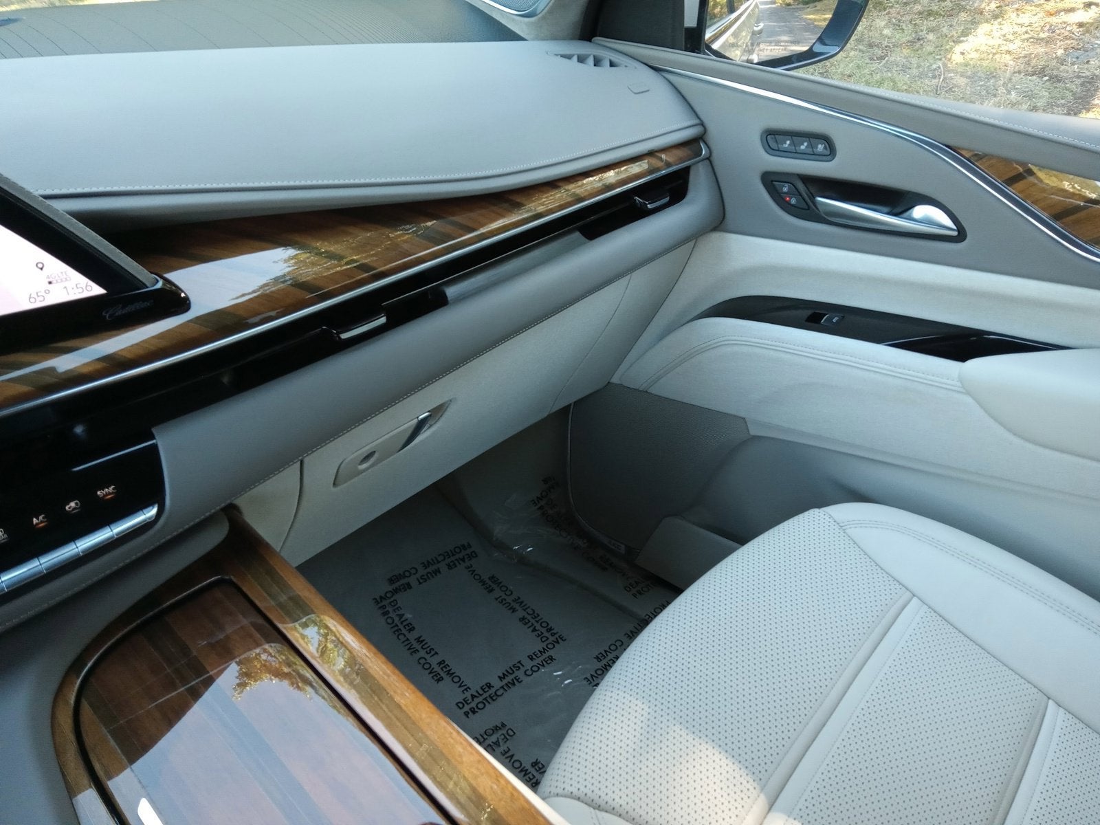2024 Cadillac Escalade ESV Sport Platinum
