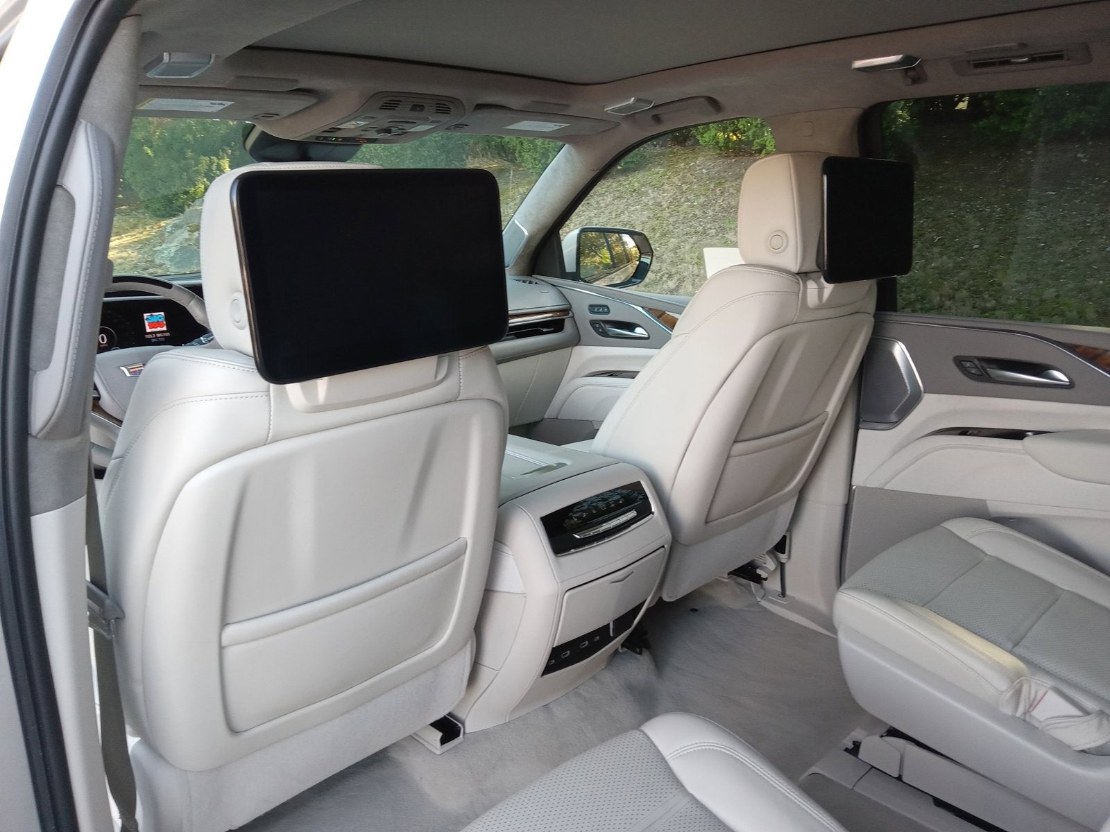 2024 Cadillac Escalade ESV Sport Platinum