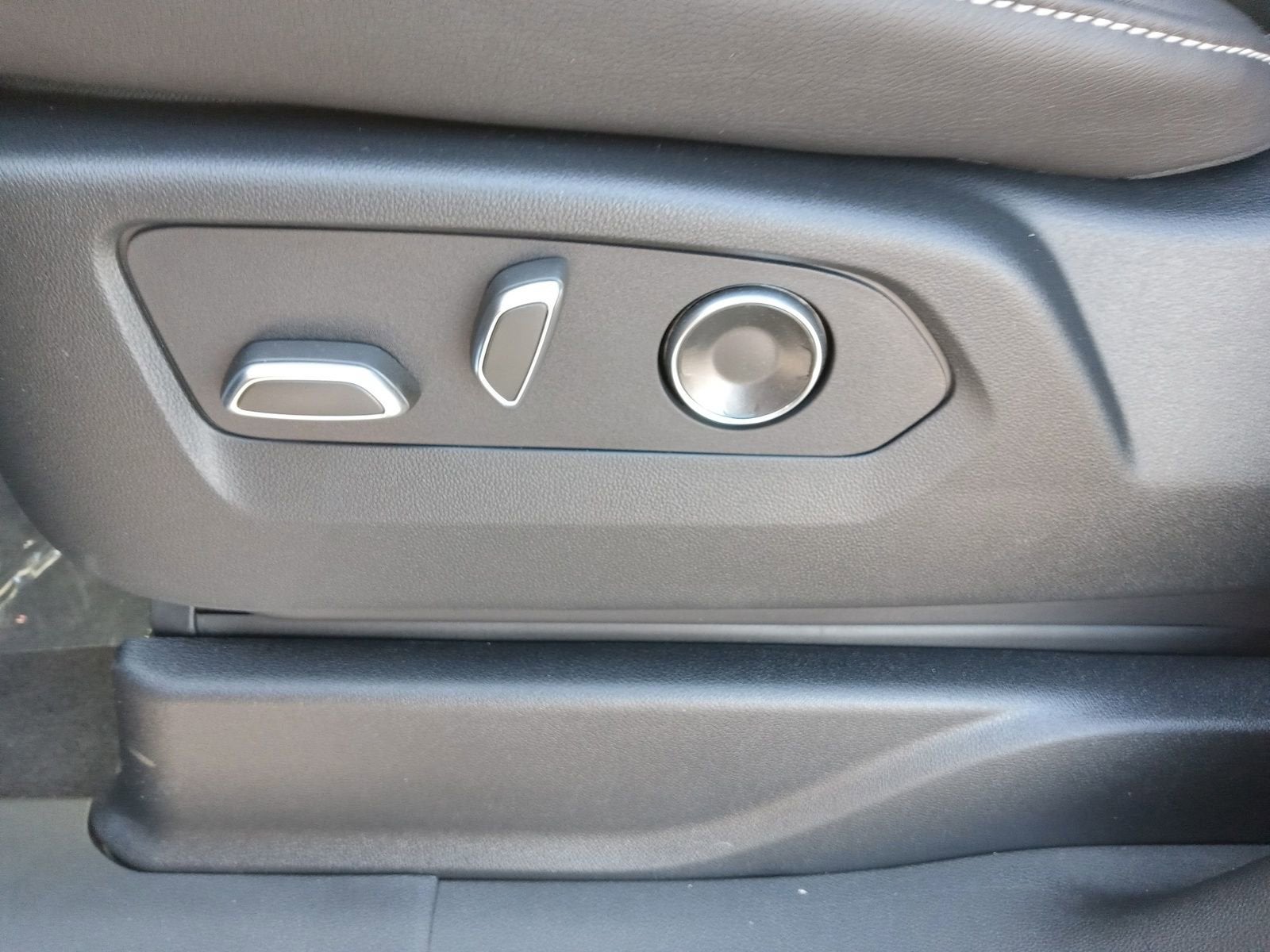 2026 Cadillac Escalade 1SA