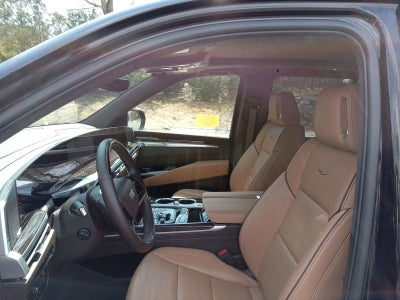 2025 Cadillac Escalade Premium Luxury