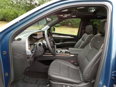 2026 Cadillac Escalade Platinum Sport
