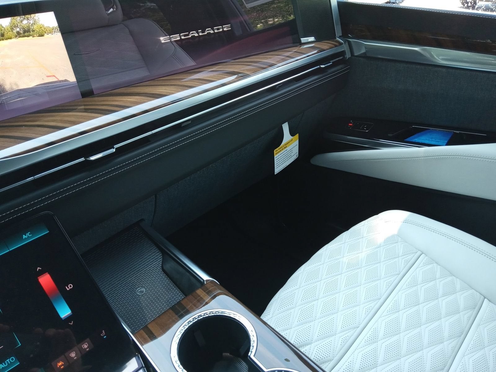 2026 Cadillac Escalade Platinum Sport
