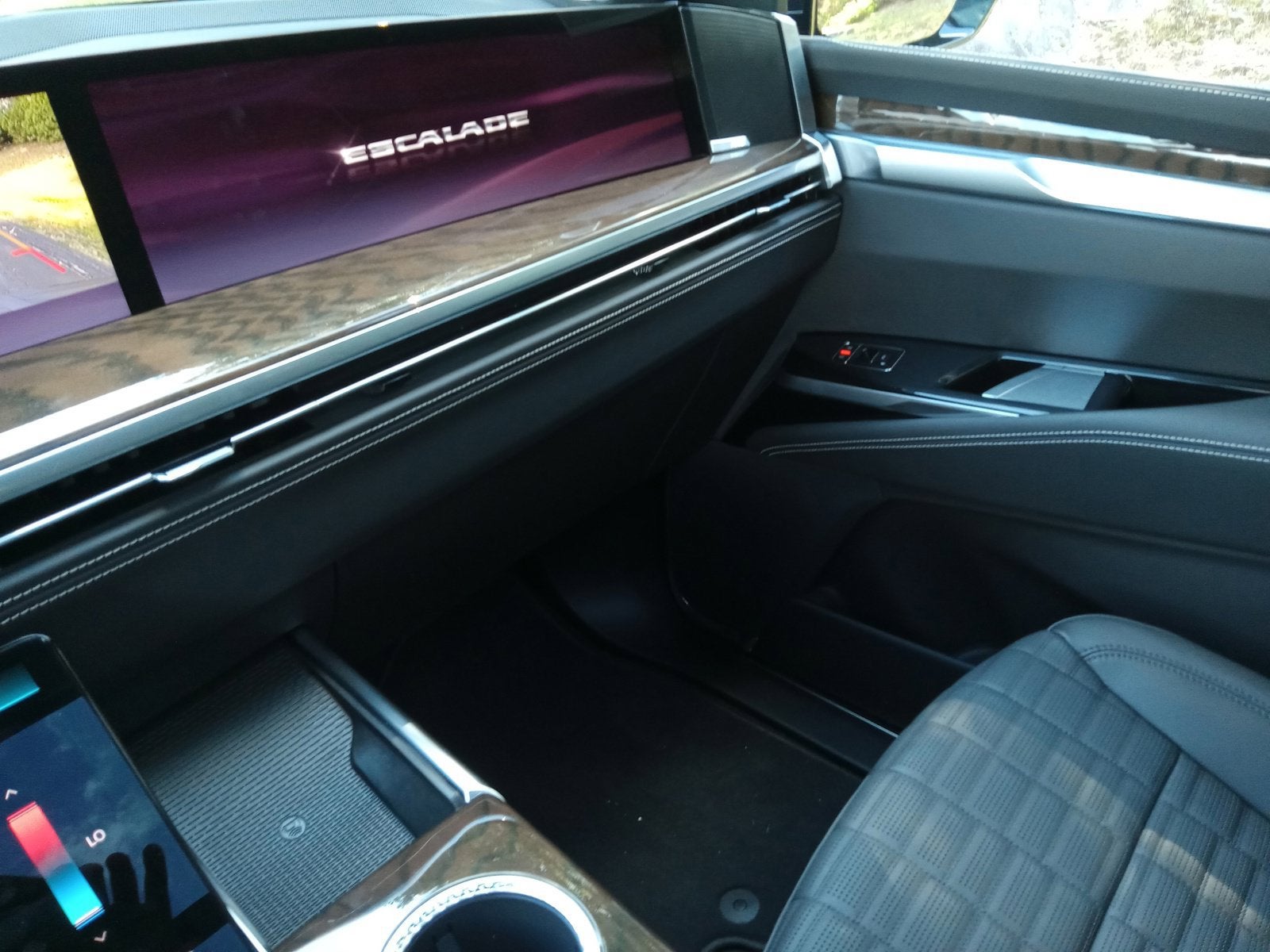 2026 Cadillac Escalade Platinum Sport