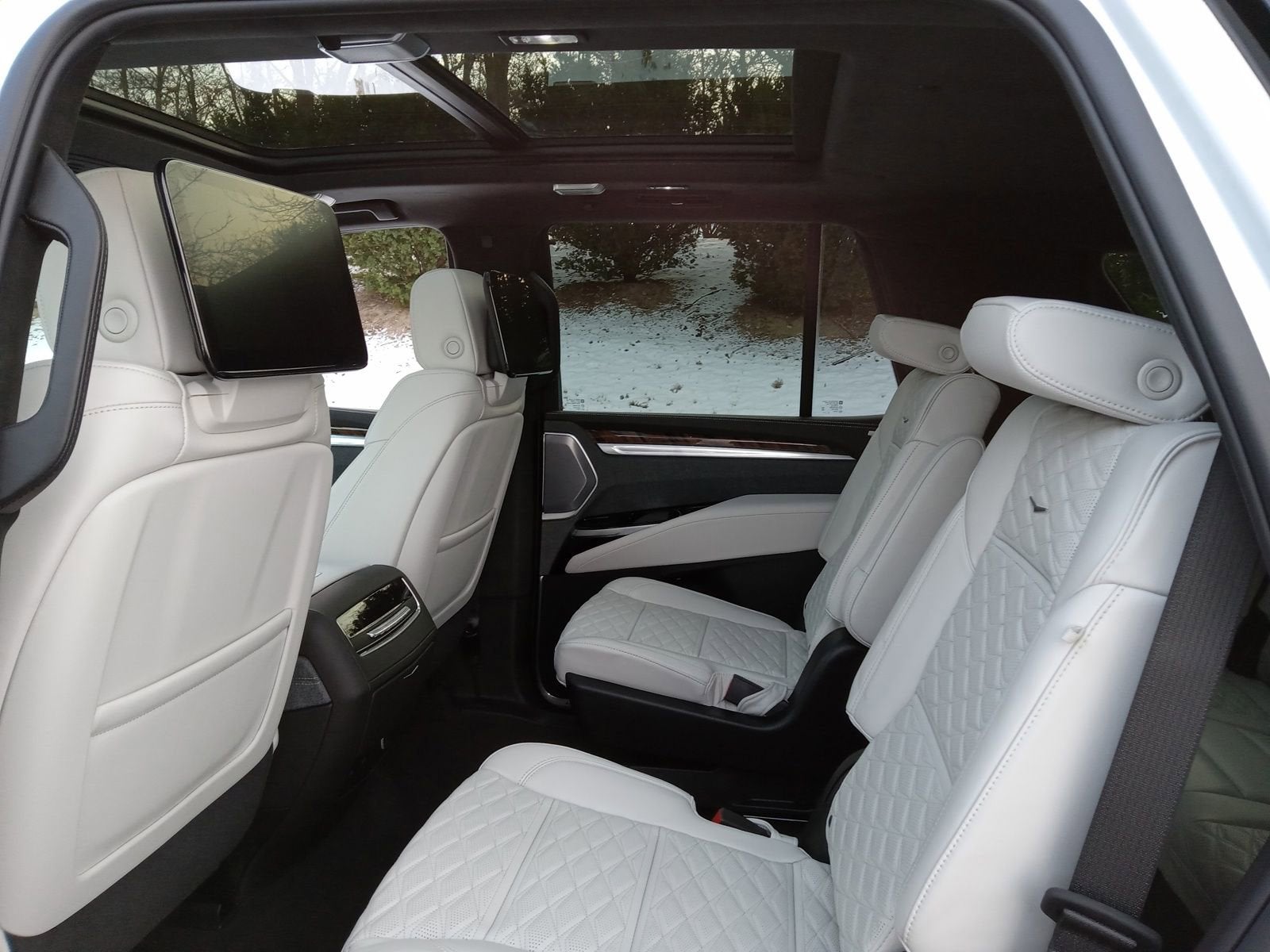 2026 Cadillac Escalade Platinum Sport