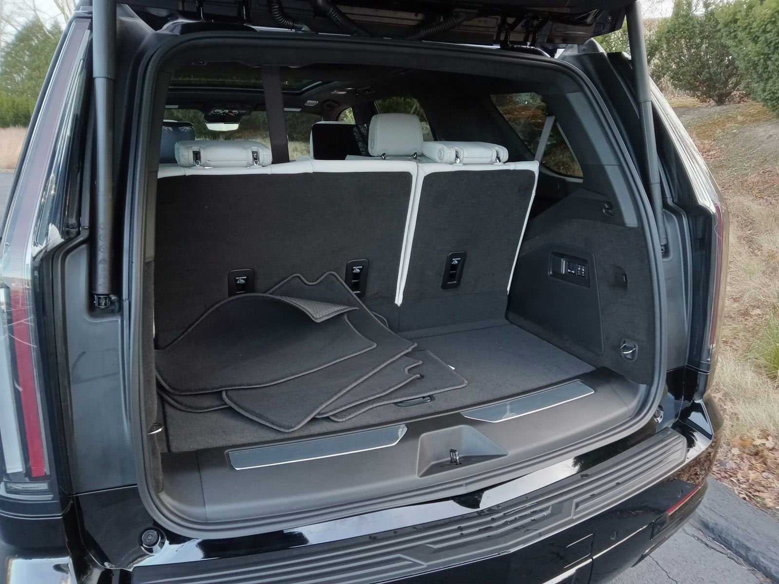 2026 Cadillac Escalade Platinum Sport