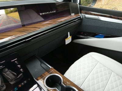 2026 Cadillac Escalade Platinum Sport