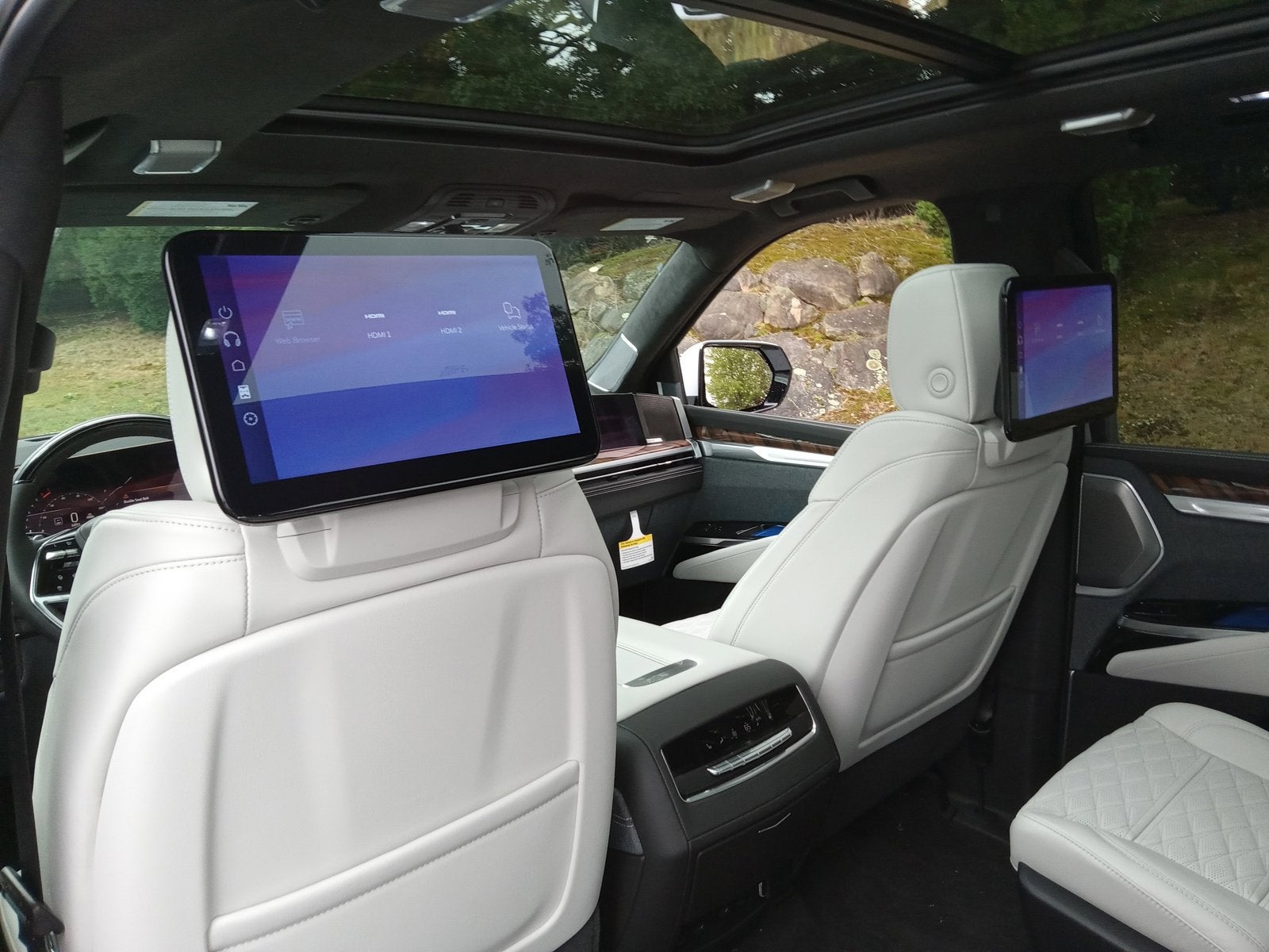 2026 Cadillac Escalade Platinum Sport