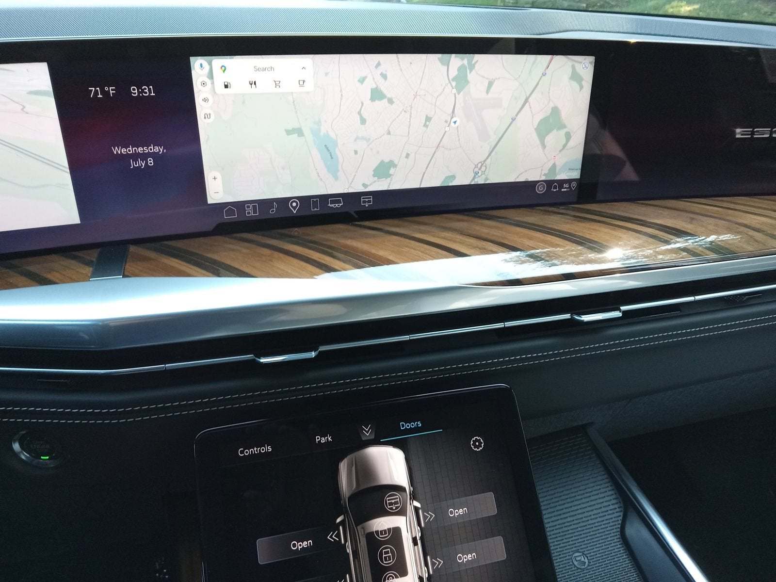 2026 Cadillac Escalade Platinum Sport