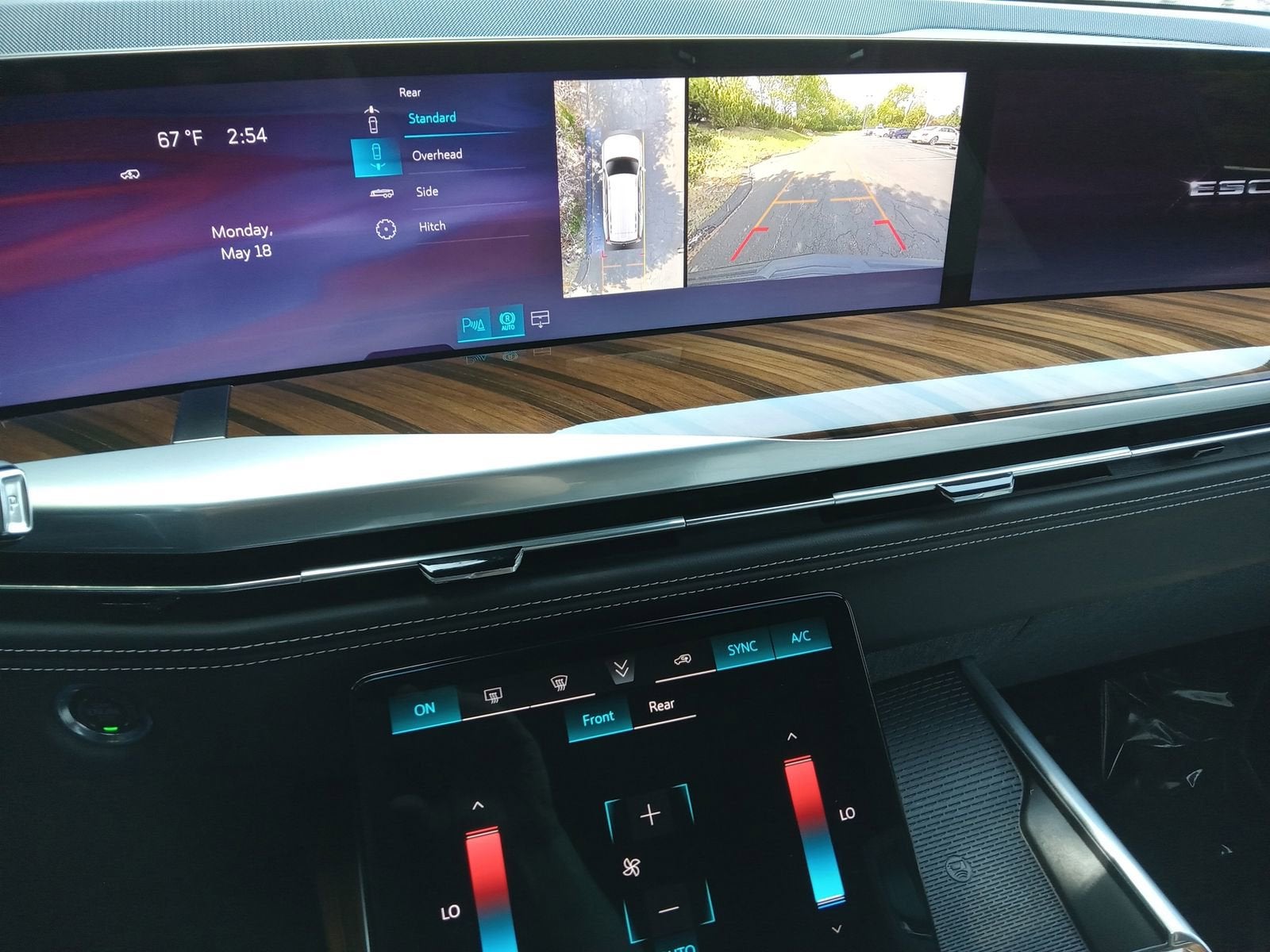 2026 Cadillac Escalade Platinum Sport