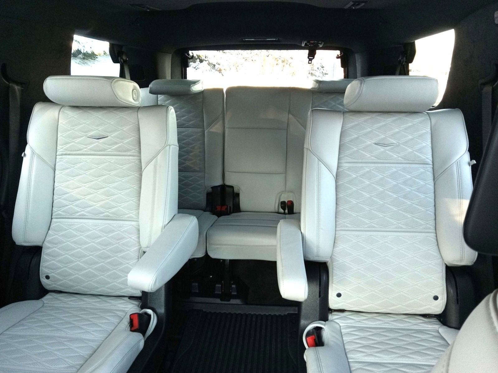 2025 Cadillac Escalade Sport Platinum