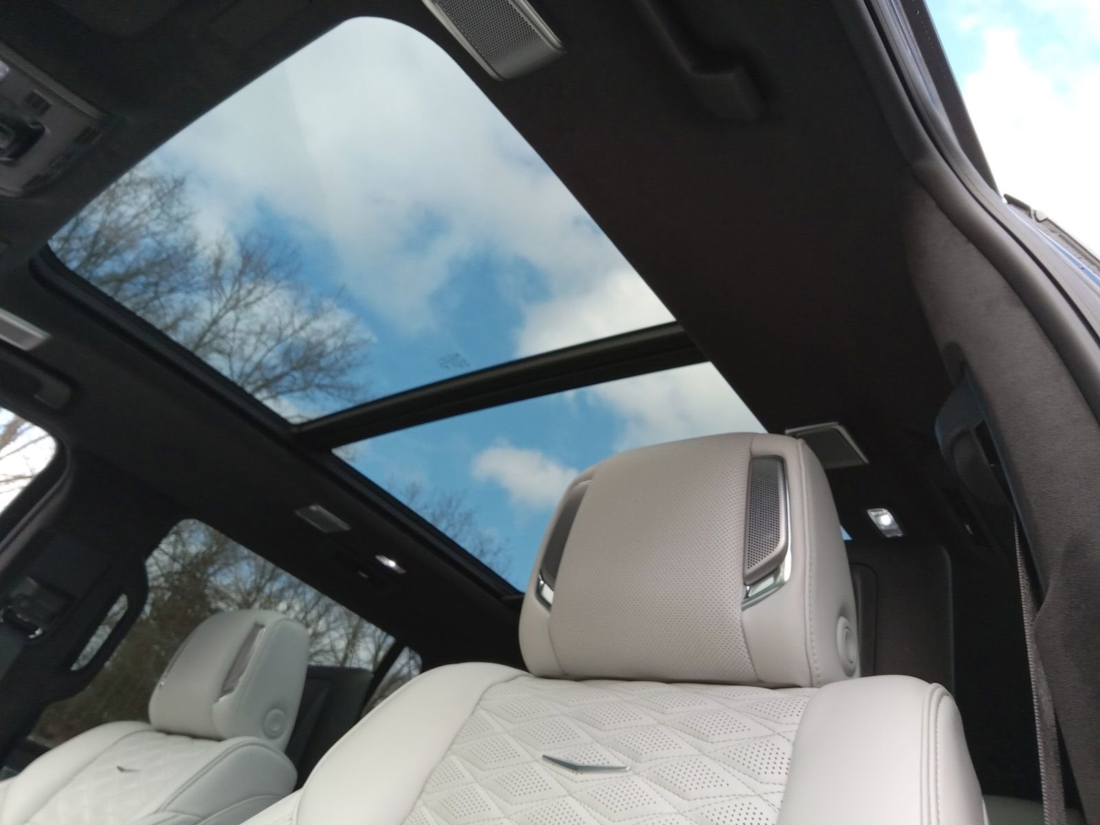 2025 Cadillac Escalade Sport Platinum