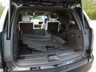 2025 Cadillac Escalade Sport Platinum