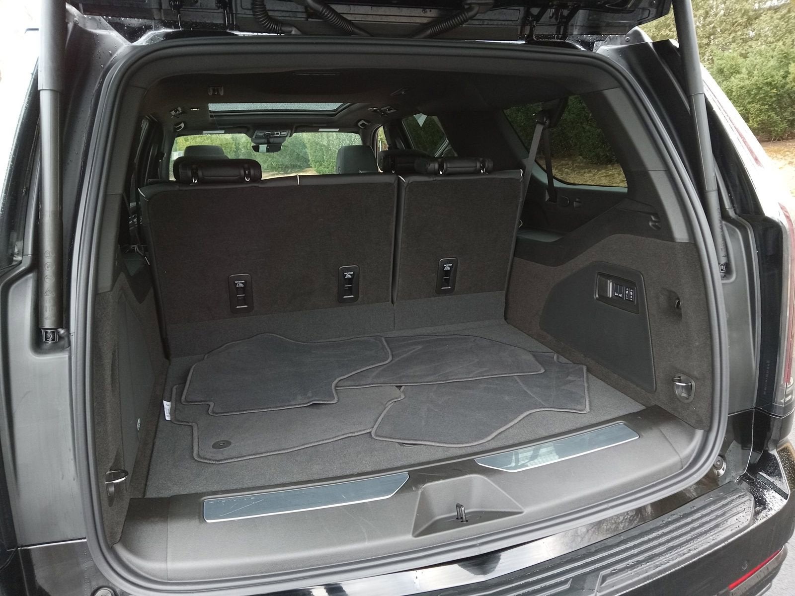 2026 Cadillac Escalade ESV Sport