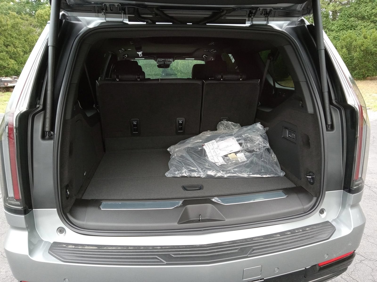 2026 Cadillac Escalade ESV Sport