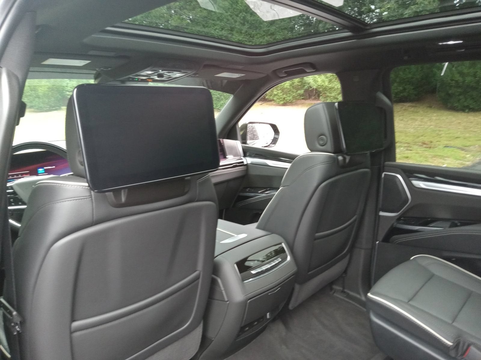 2026 Cadillac Escalade ESV Sport