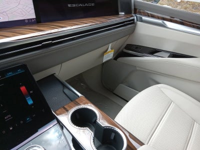 2026 Cadillac Escalade ESV Platinum Sport