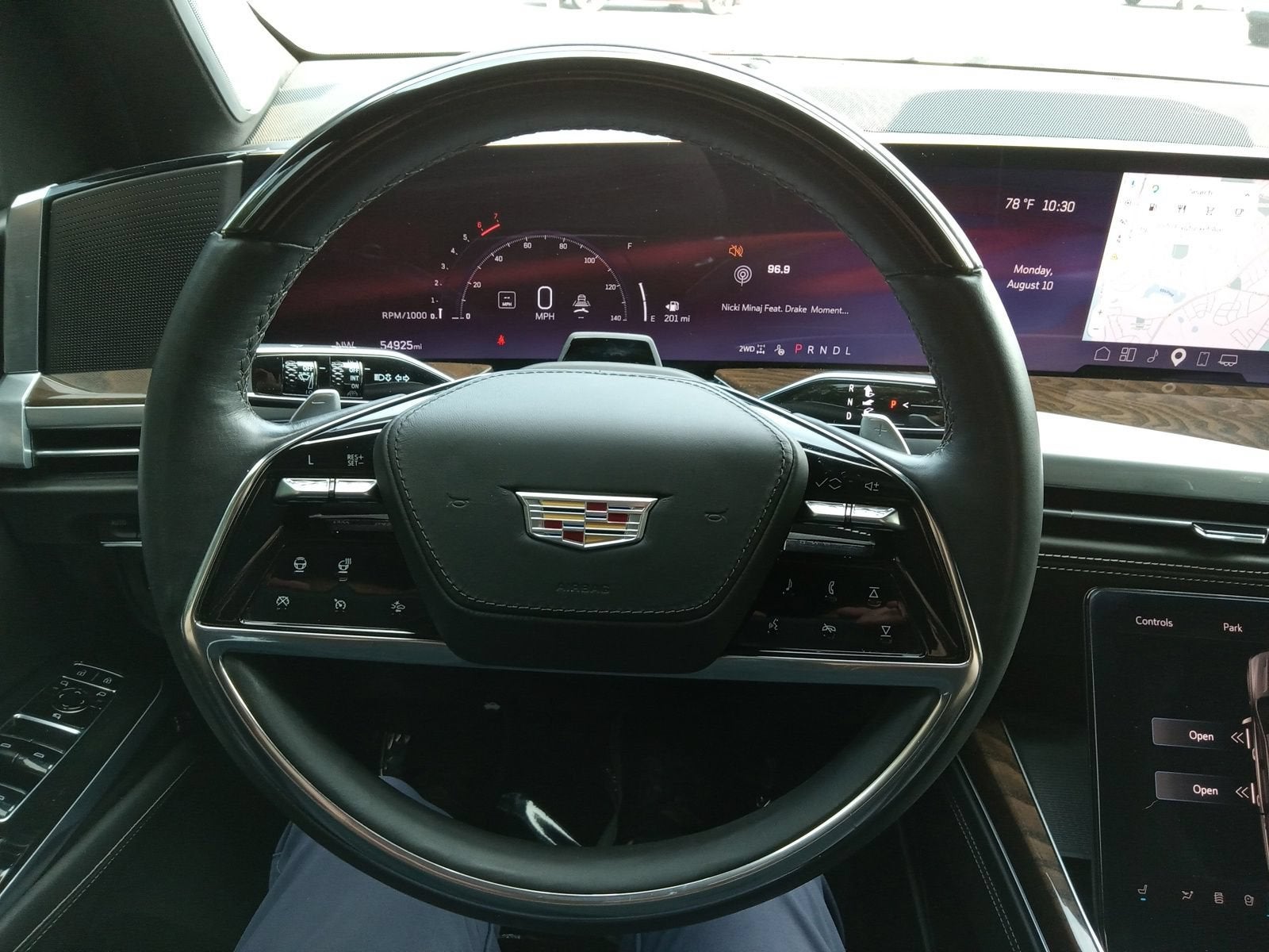 2025 Cadillac Escalade ESV Sport Platinum