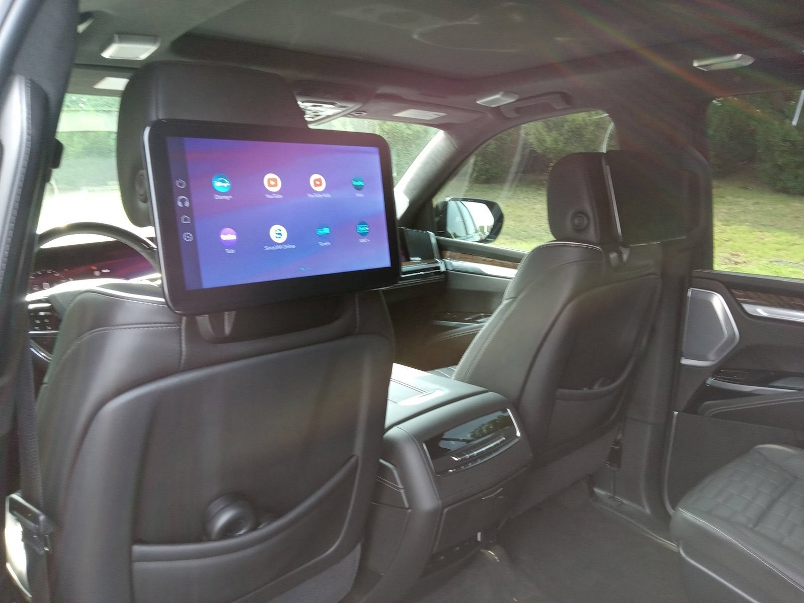 2025 Cadillac Escalade ESV Sport Platinum