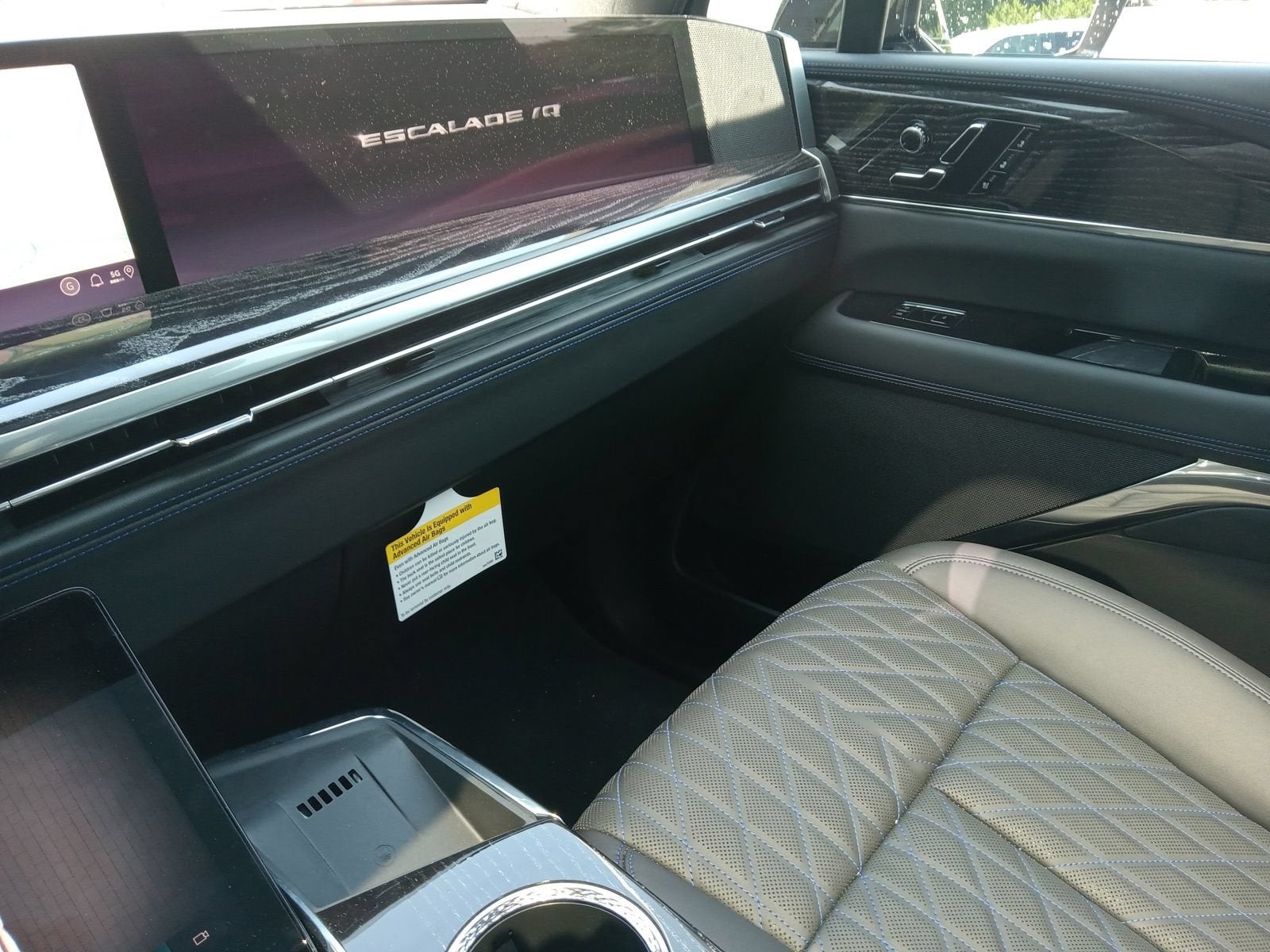 2025 Cadillac ESCALADE IQ Luxury 1