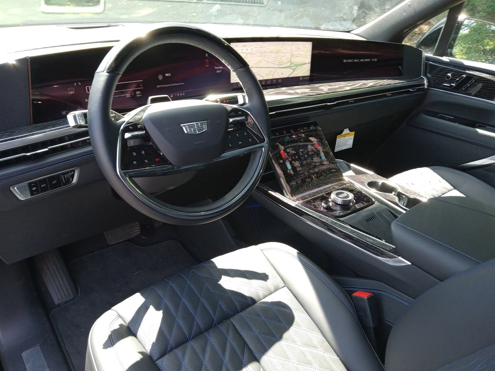 2025 Cadillac ESCALADE IQ Luxury 1