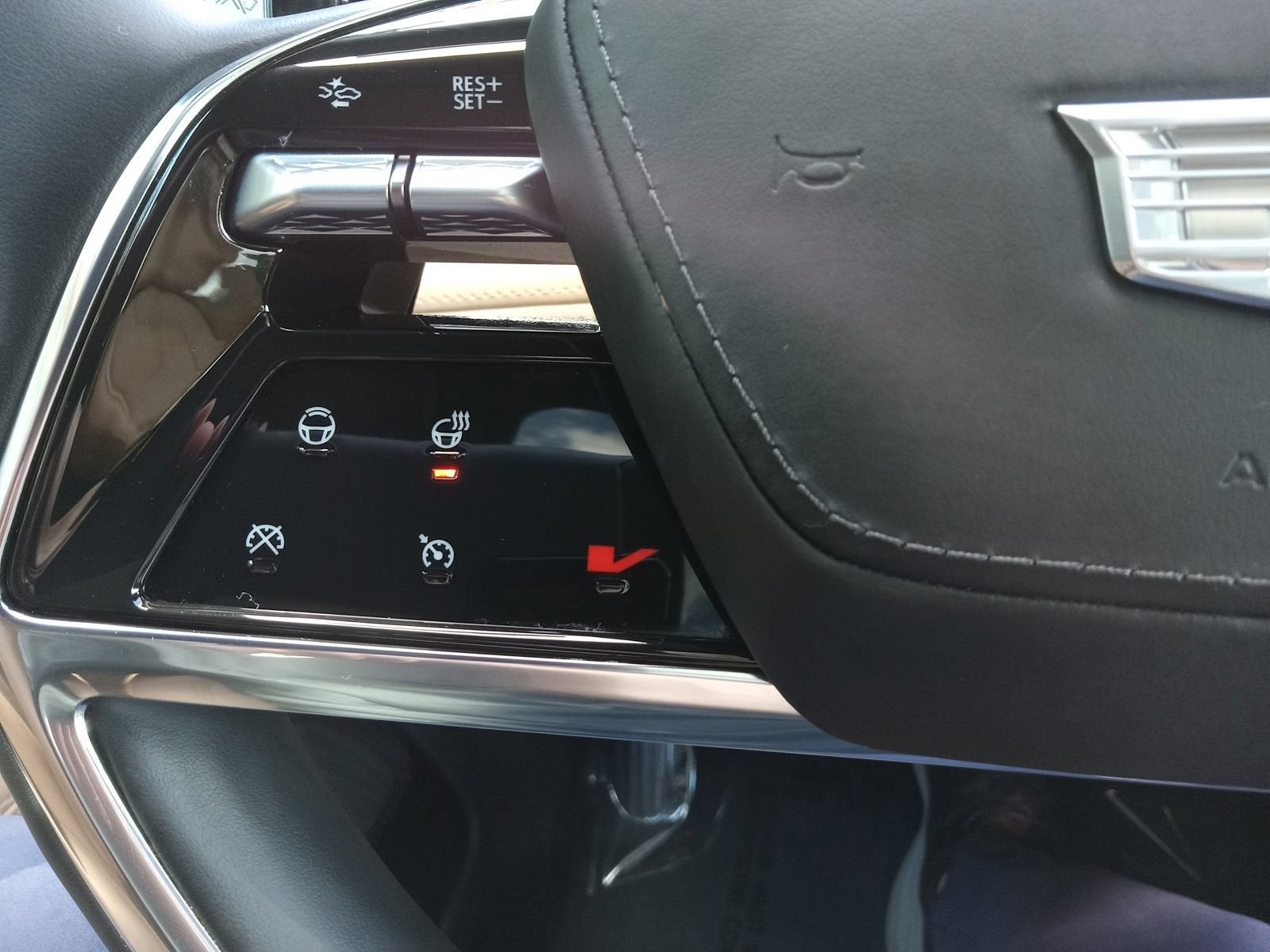 2026 Cadillac ESCALADE IQ Premium Luxury