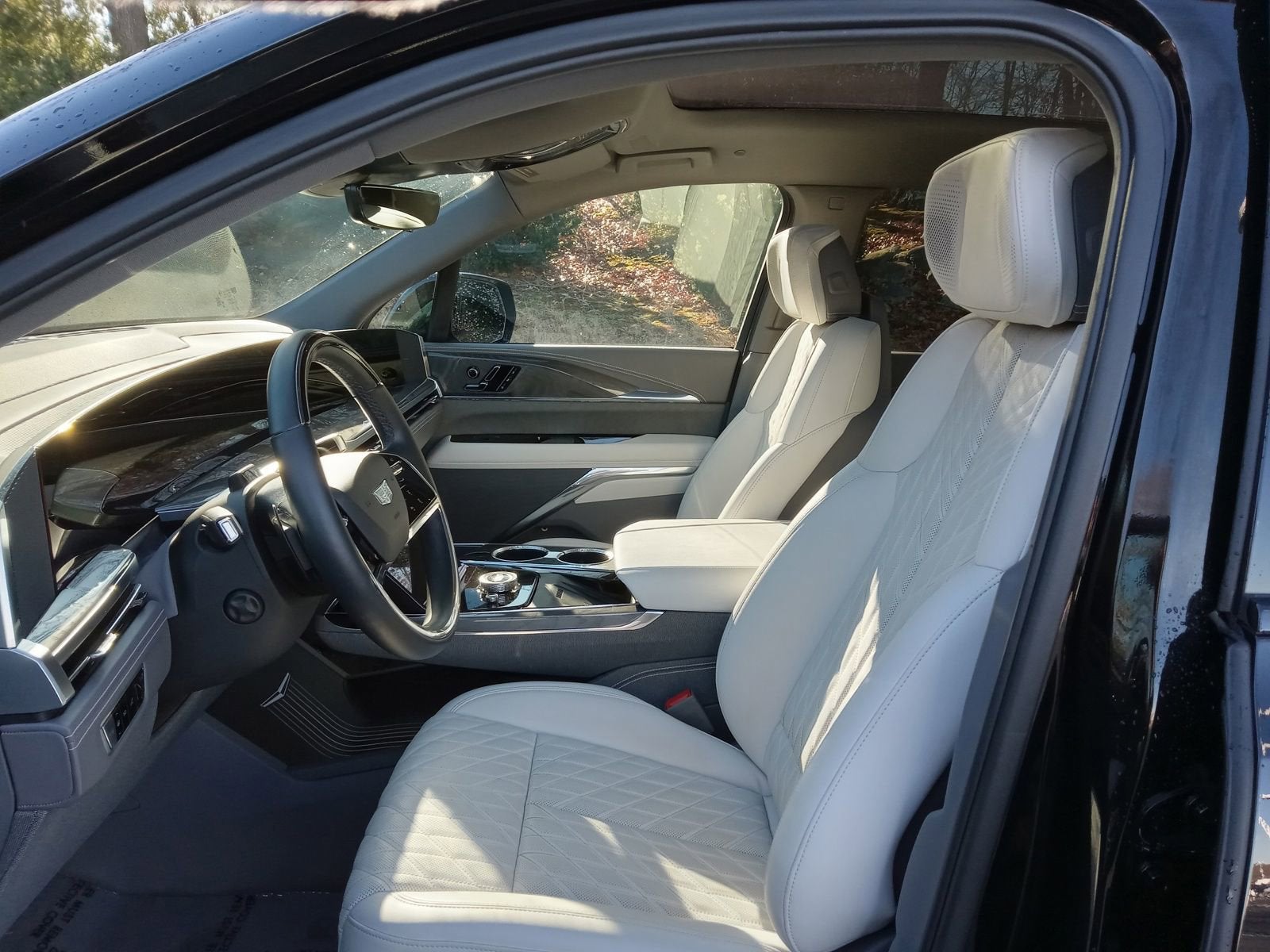 2025 Cadillac ESCALADE IQ Sport 1