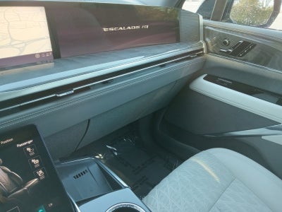 2025 Cadillac ESCALADE IQ Sport 1