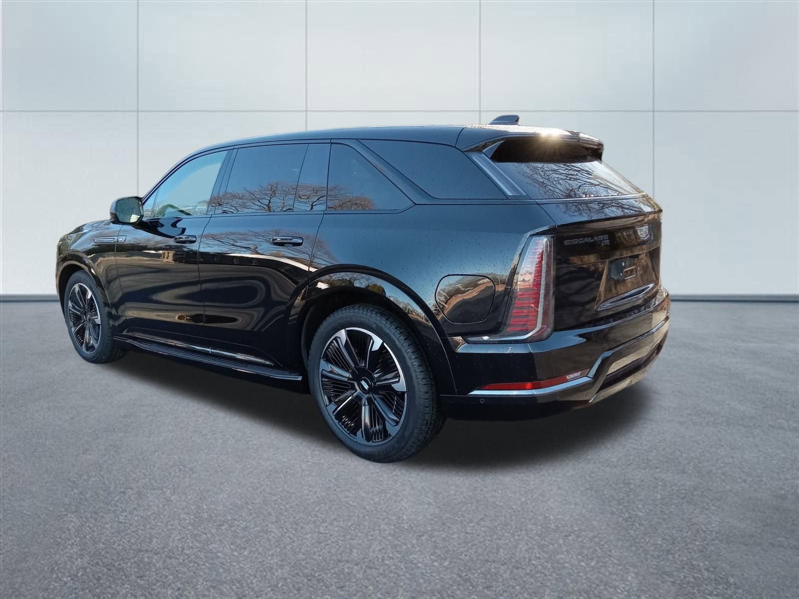 2025 Cadillac ESCALADE IQ Sport 1