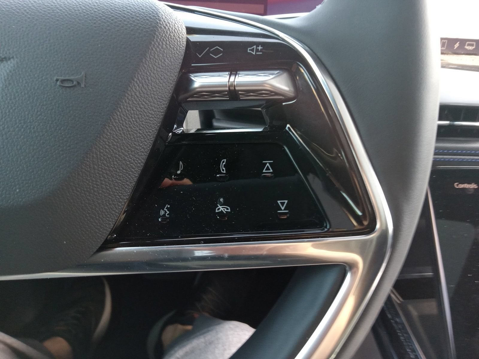 2026 Cadillac ESCALADE IQ Sport