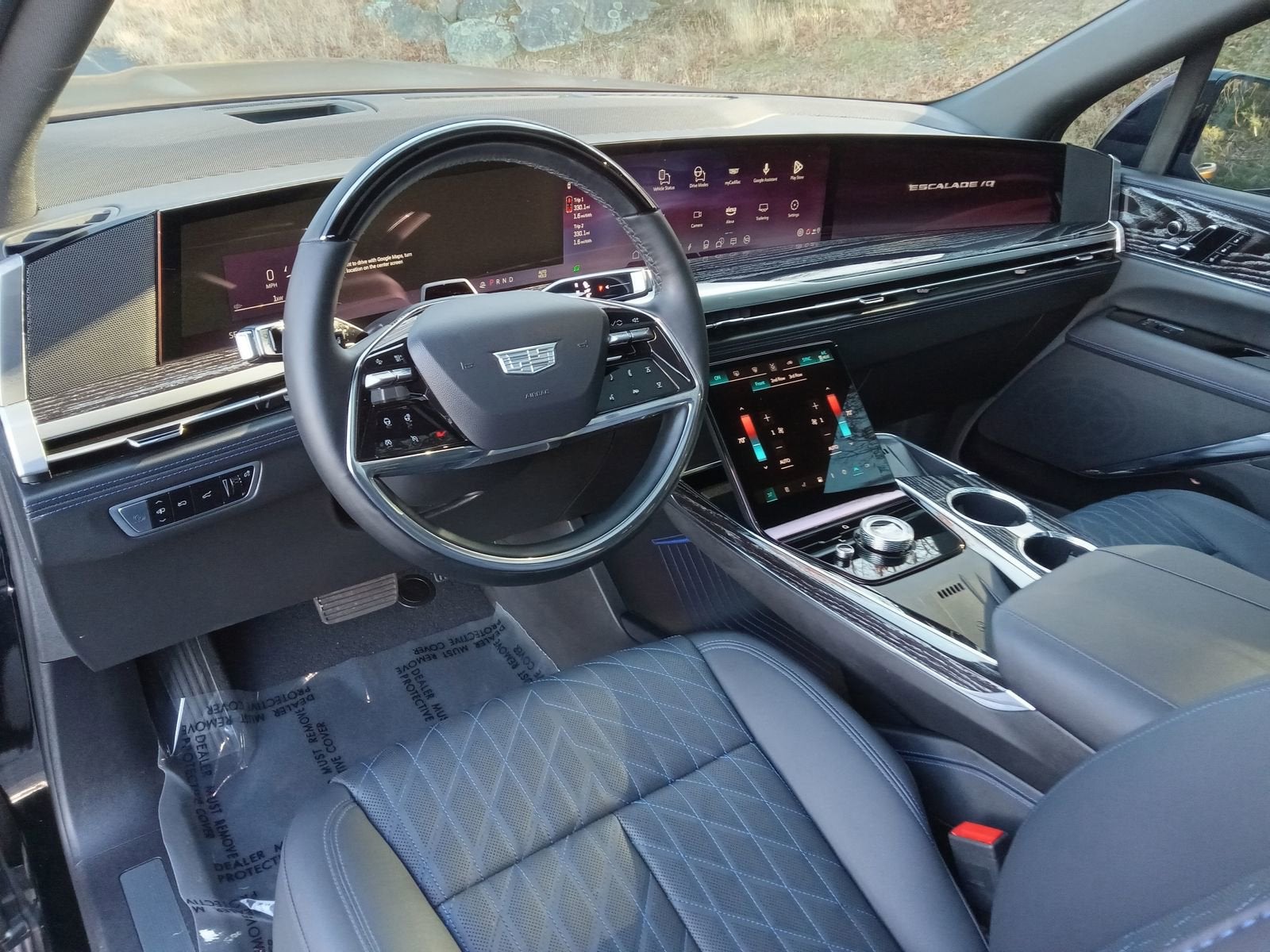 2025 Cadillac ESCALADE IQ Sport 1