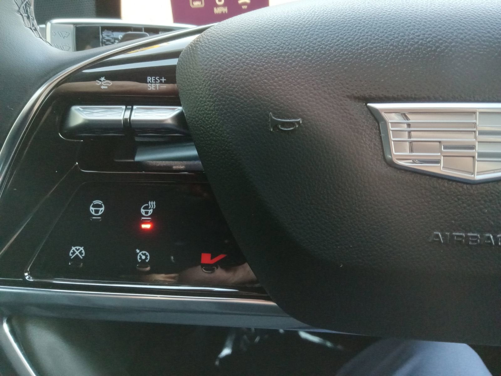 2025 Cadillac ESCALADE IQ Sport 1