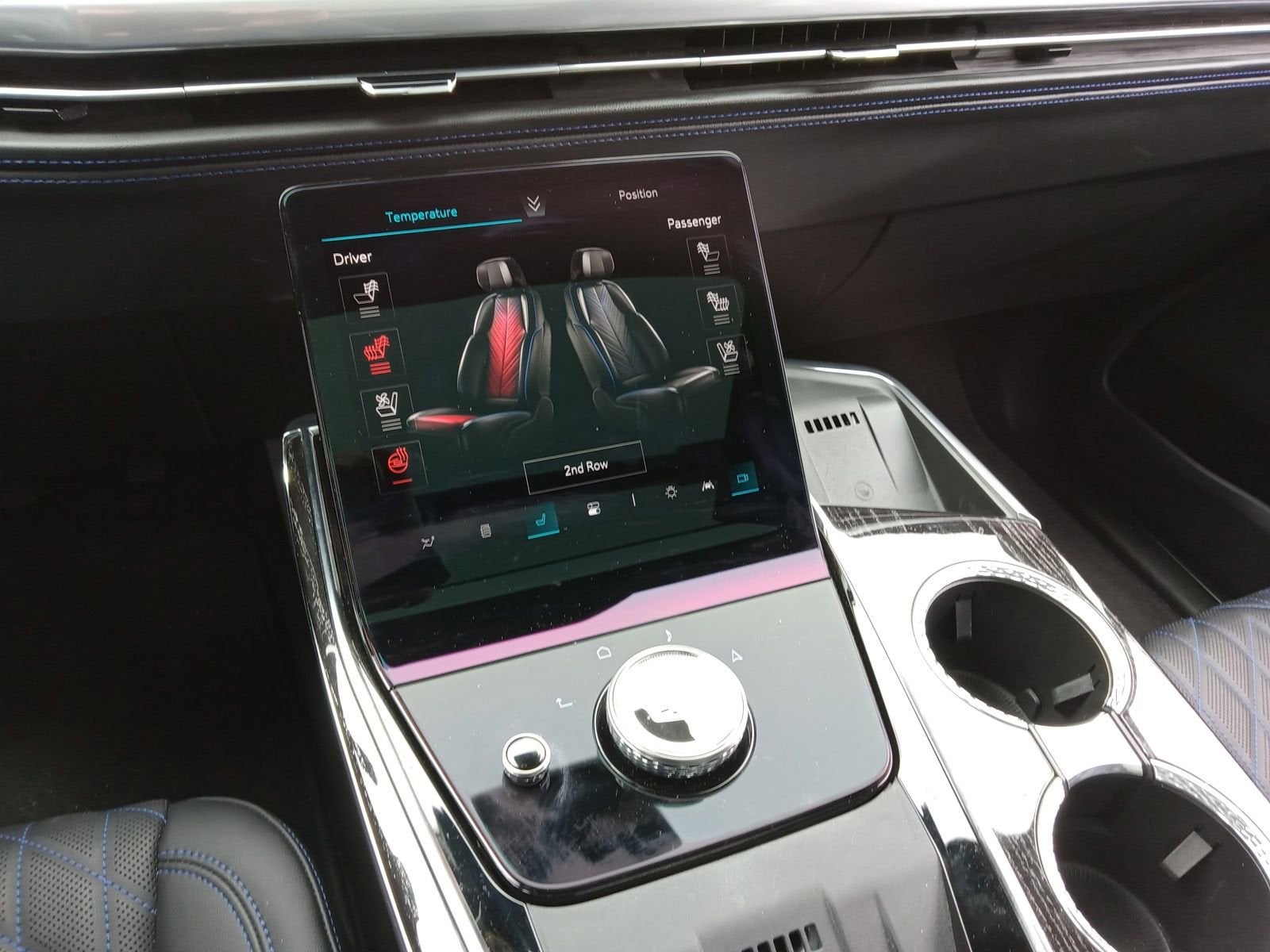 2025 Cadillac ESCALADE IQ Sport 1