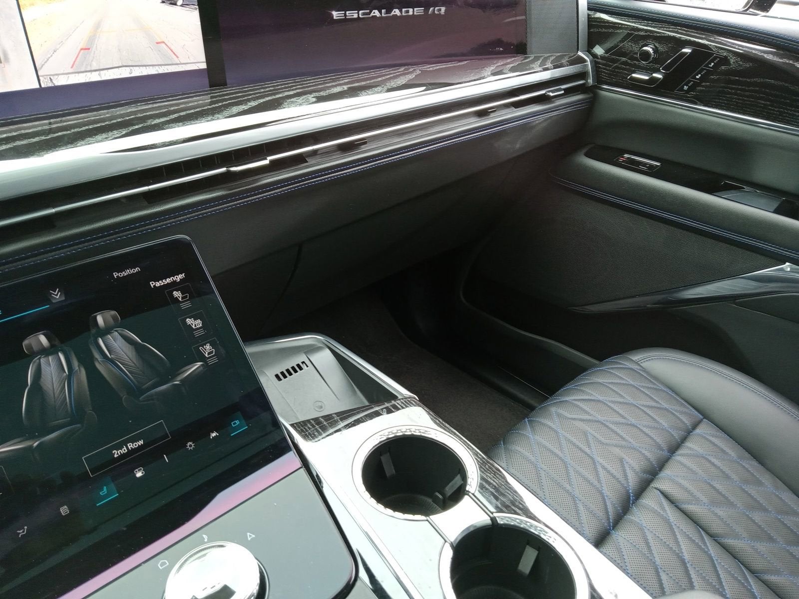 2025 Cadillac ESCALADE IQ Sport 1