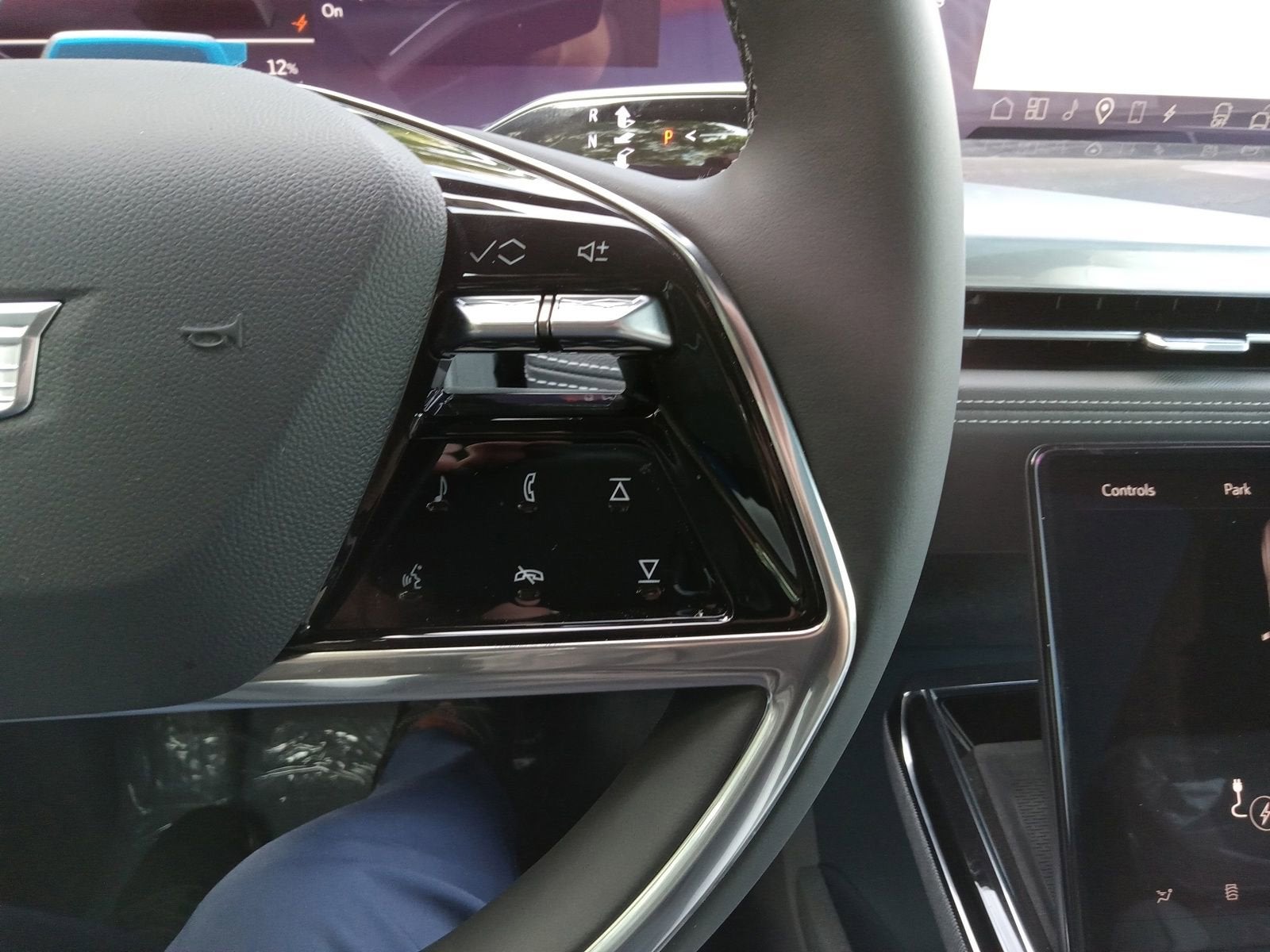 2026 Cadillac ESCALADE IQ Sport