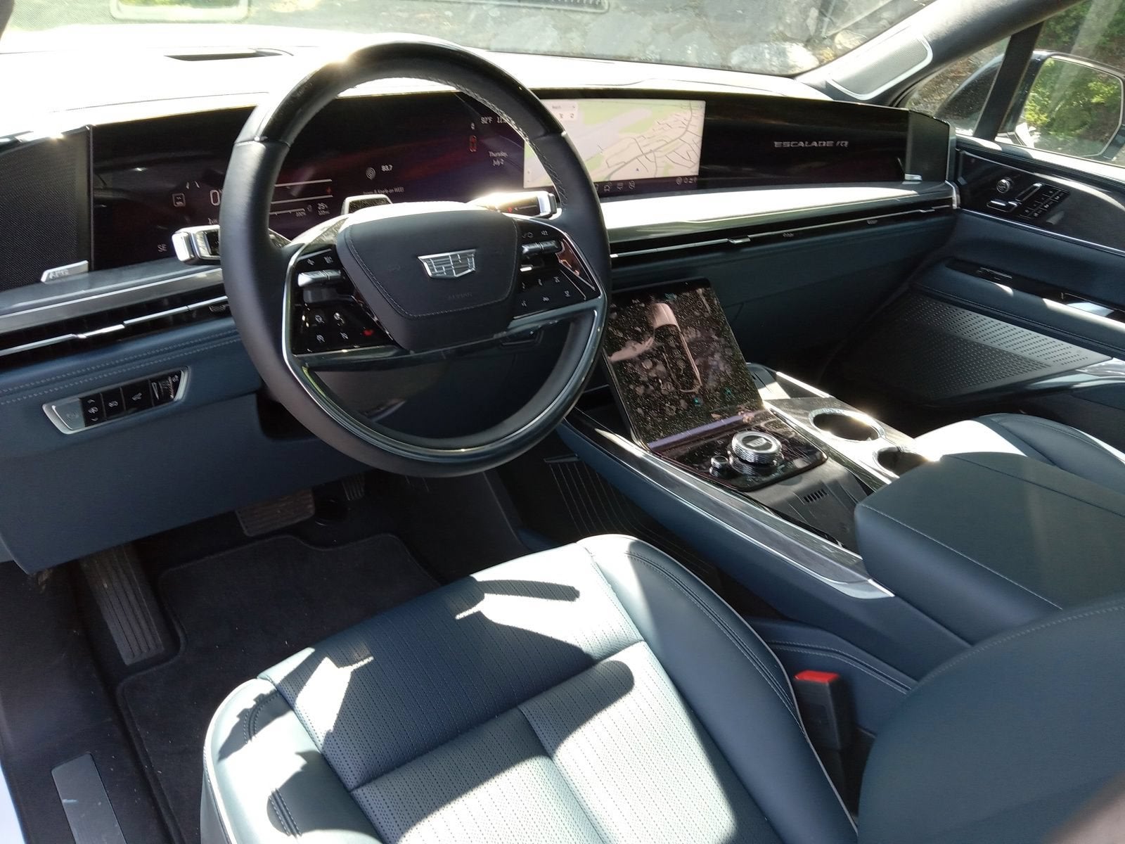 2025 Cadillac ESCALADE IQ Sport 2