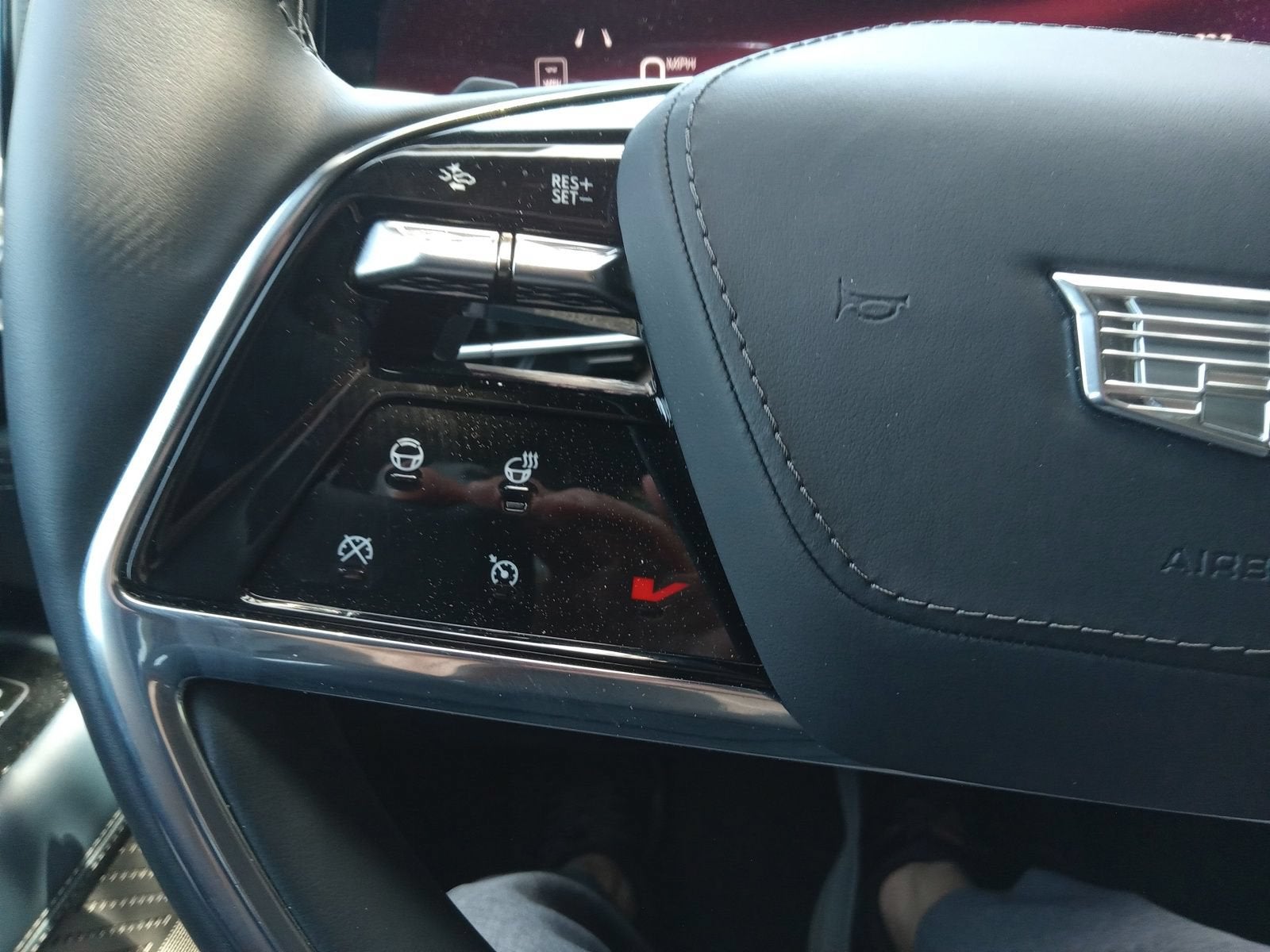 2025 Cadillac ESCALADE IQ Sport 2