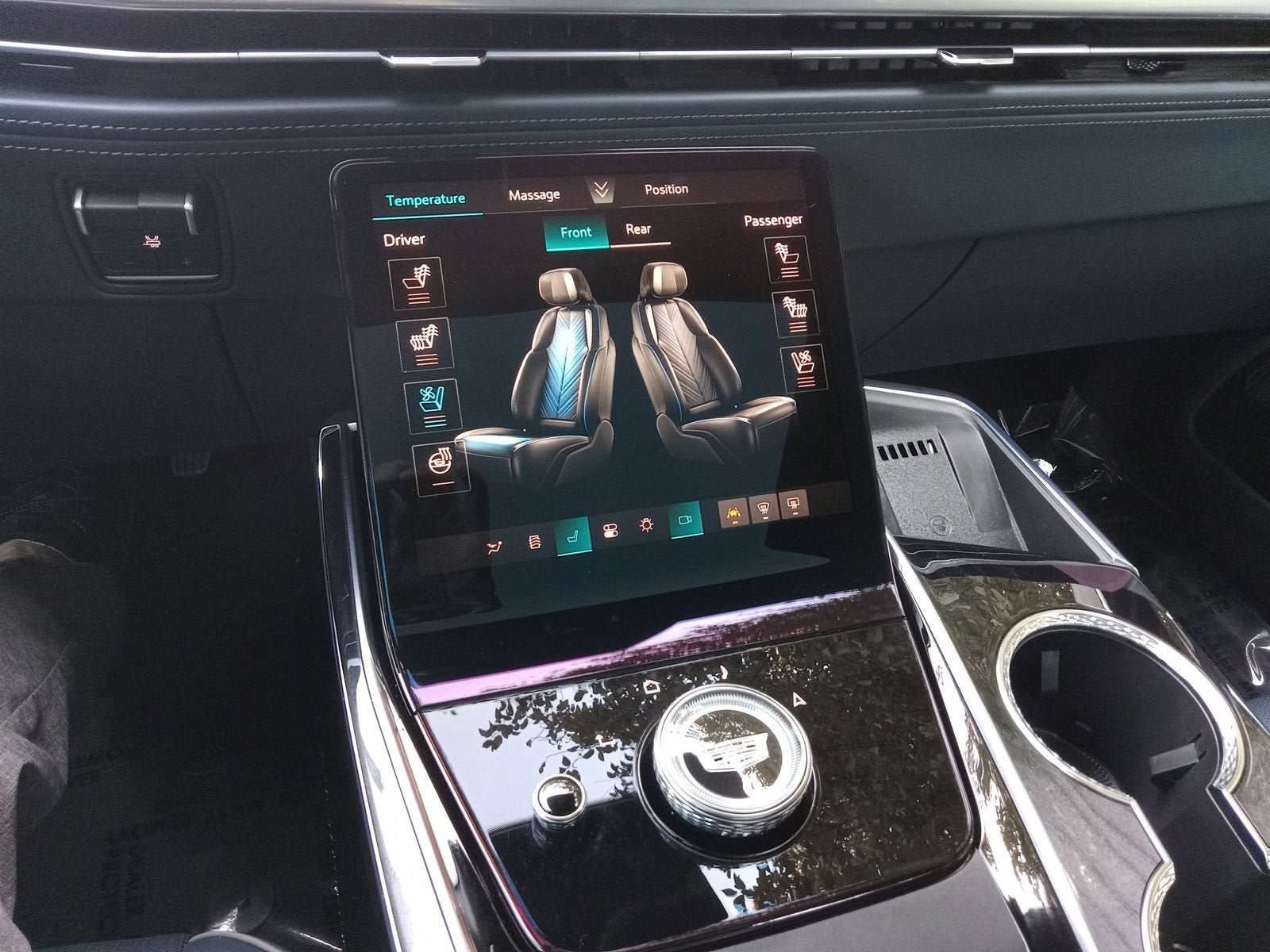 2026 Cadillac ESCALADE IQ Premium Sport