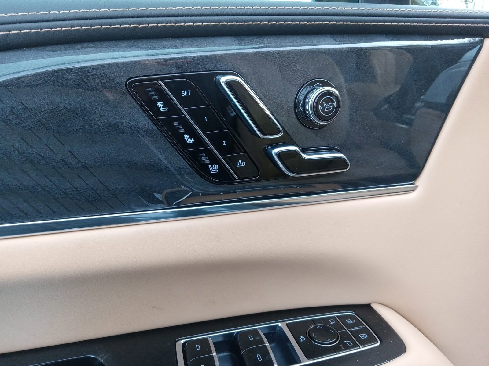 2026 Cadillac ESCALADE IQ Premium Sport