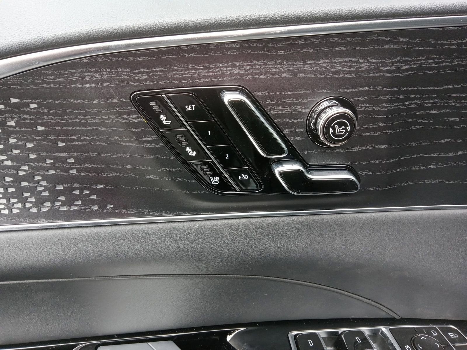 2026 Cadillac LYRIQ V-Series Premium